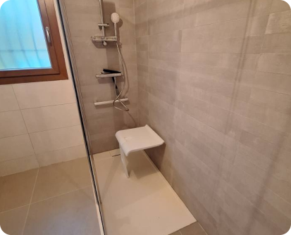 salle de bain pmr
